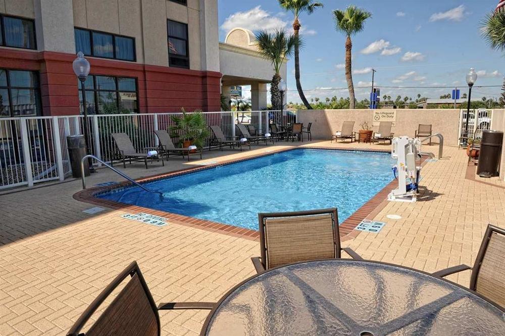 Hampton Inn & Suites Harlingen Bagian luar foto