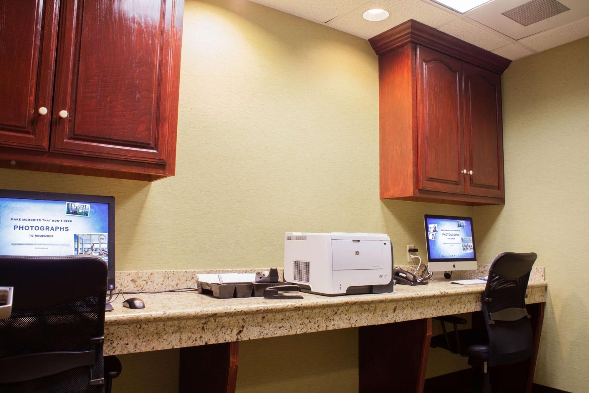 Hampton Inn & Suites Harlingen Bagian luar foto